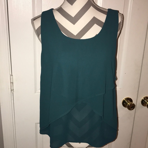 She and Sky Tops - 🆕 NWT She + Sky Silk Tank L